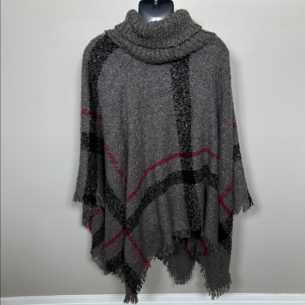 36 Point 5 Gray and Black Cape with Cozy Turtleneck - Picture 4 of 4